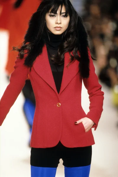 Look 60